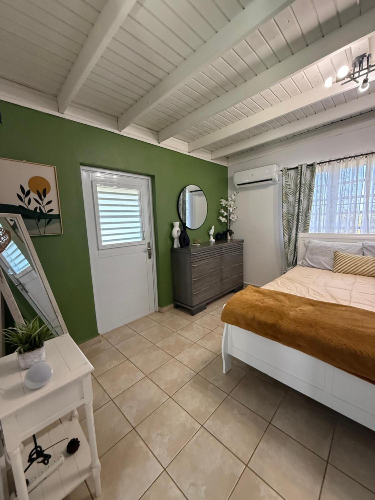 Playa Y Campo Getaway Apartment Isabela Exterior foto
